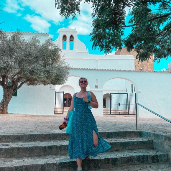 Meet your Posher, Sarah - Picture 4 of 11